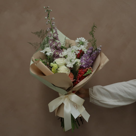 Bunch Floral Grande