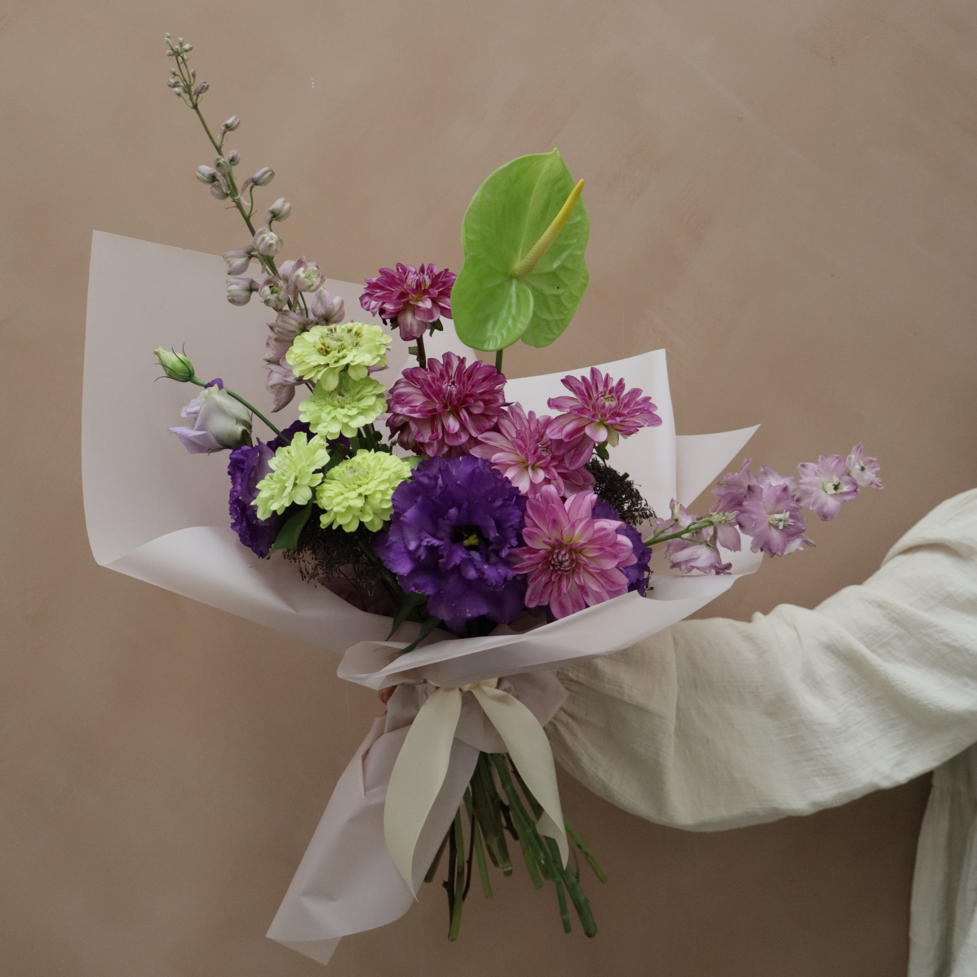Bunch Floral Grande