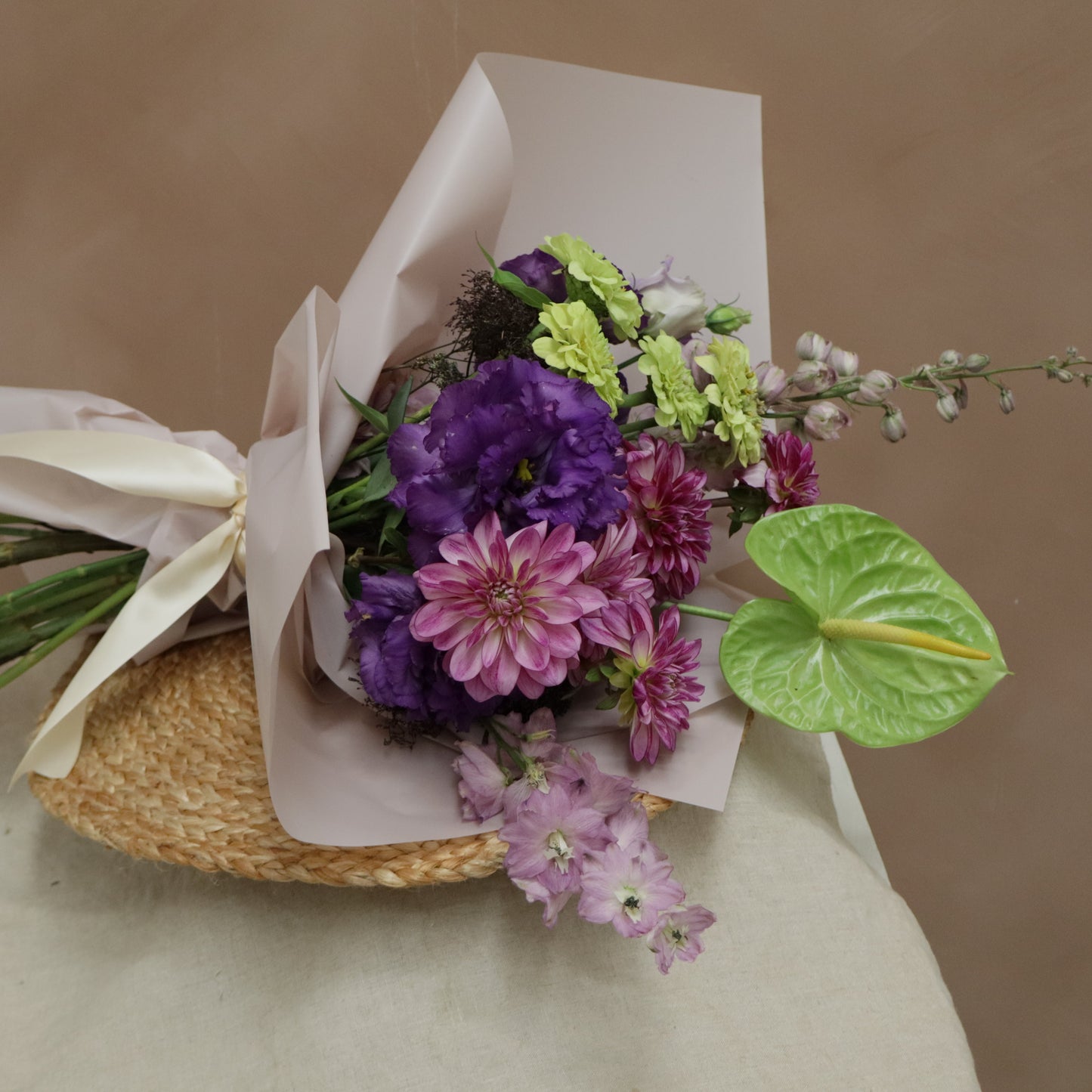 Bunch Floral Grande