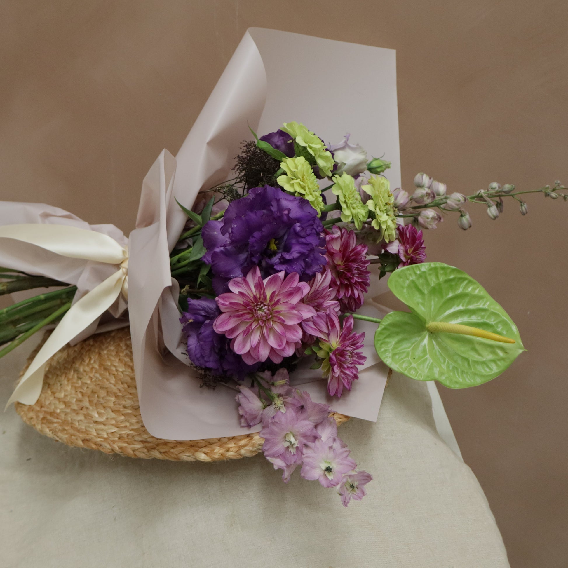 Bunch Floral Grande