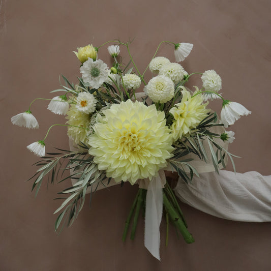 Bunch Floral Grande